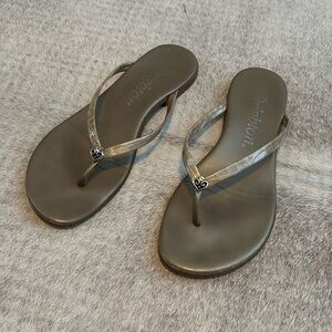 Brighton flip flops size 8.5